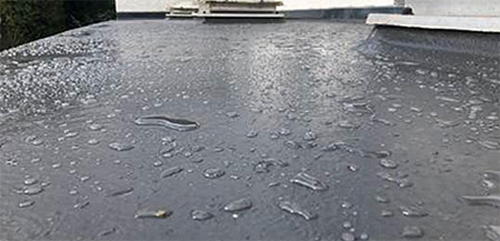 Professional flat roof installation